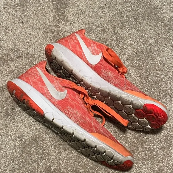 Nike Running Shoes - Picture 3 of 4